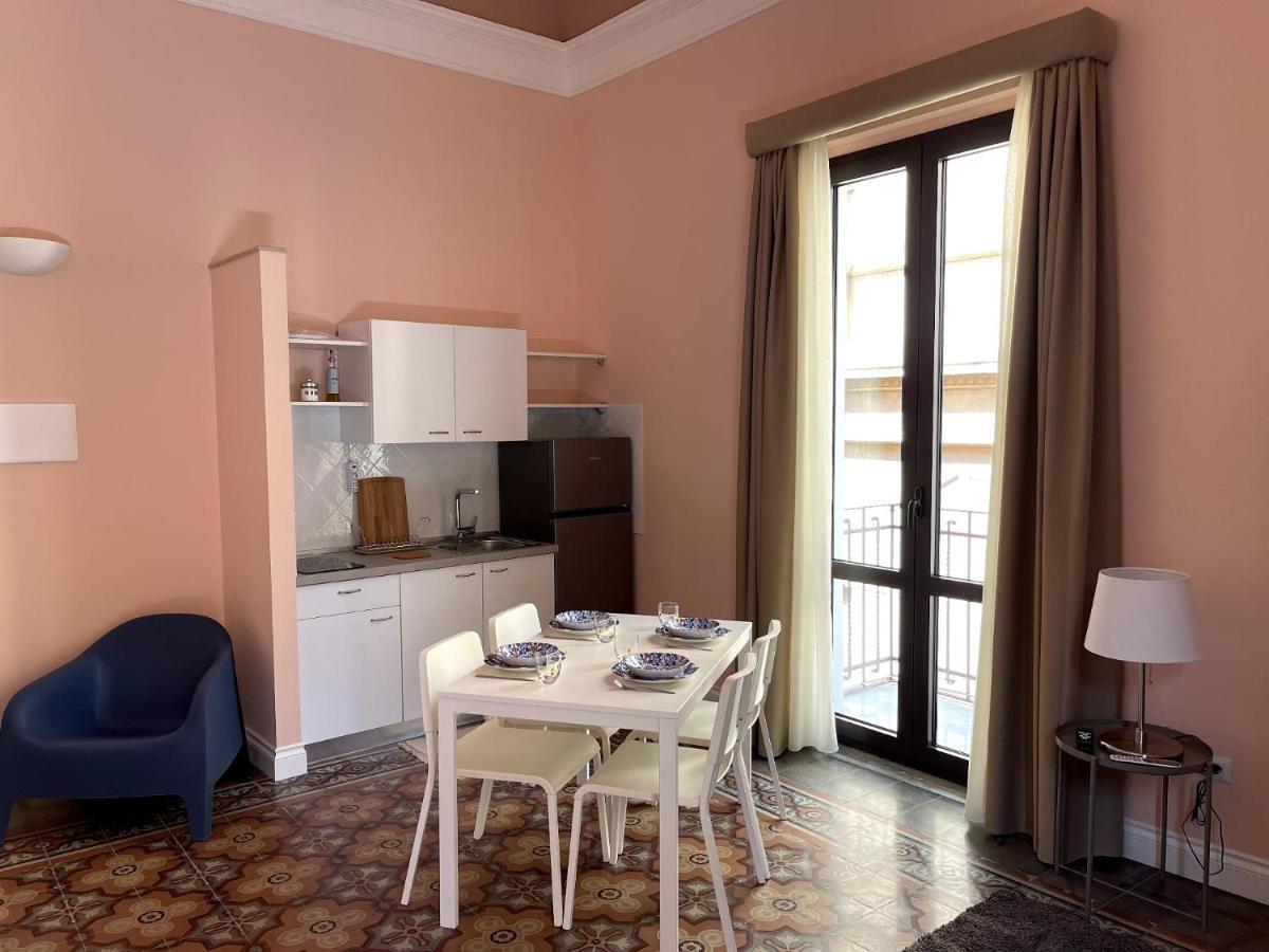 Faraone Apartments Катания Экстерьер фото