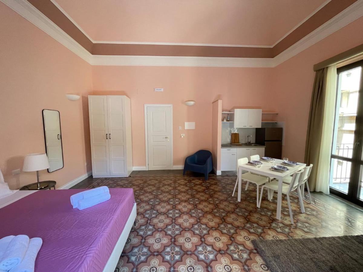 Faraone Apartments Катания Экстерьер фото