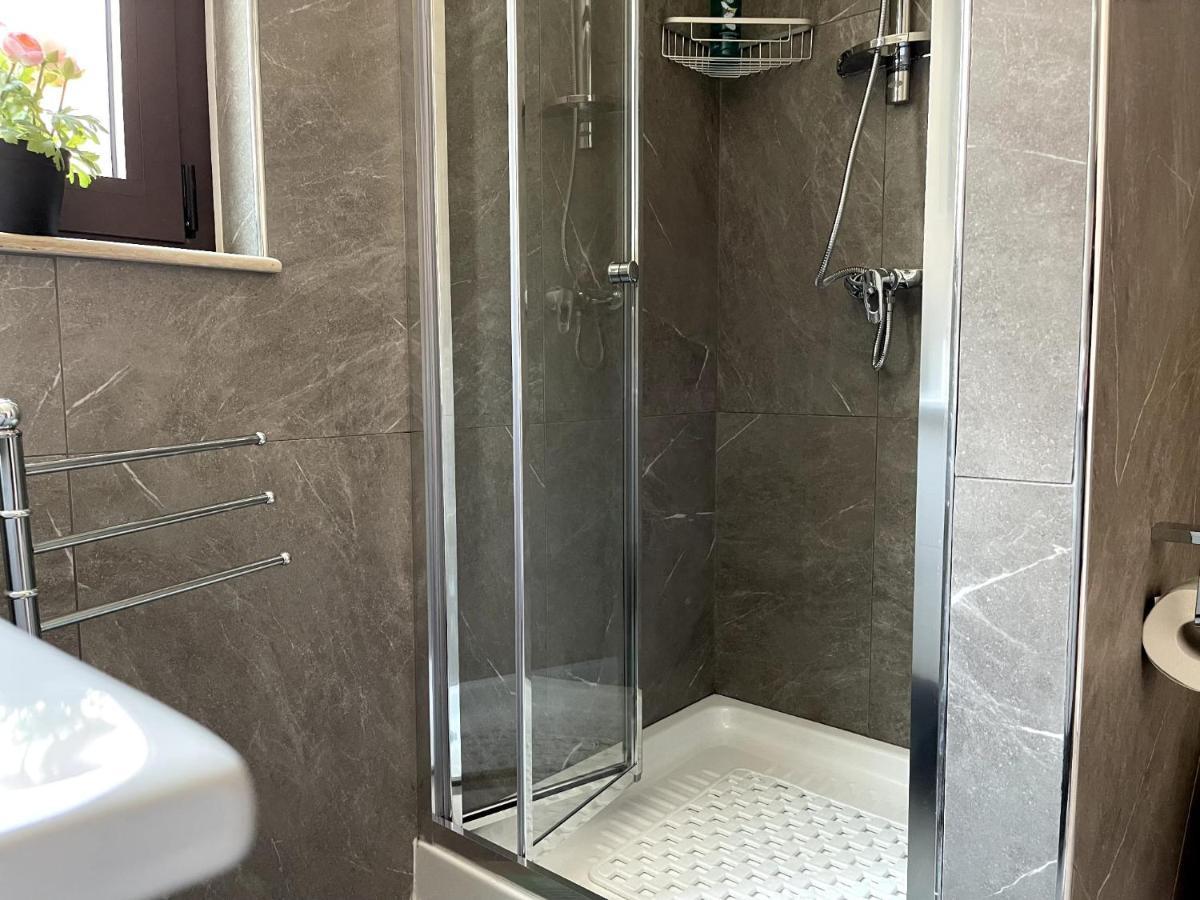 Faraone Apartments Катания Экстерьер фото