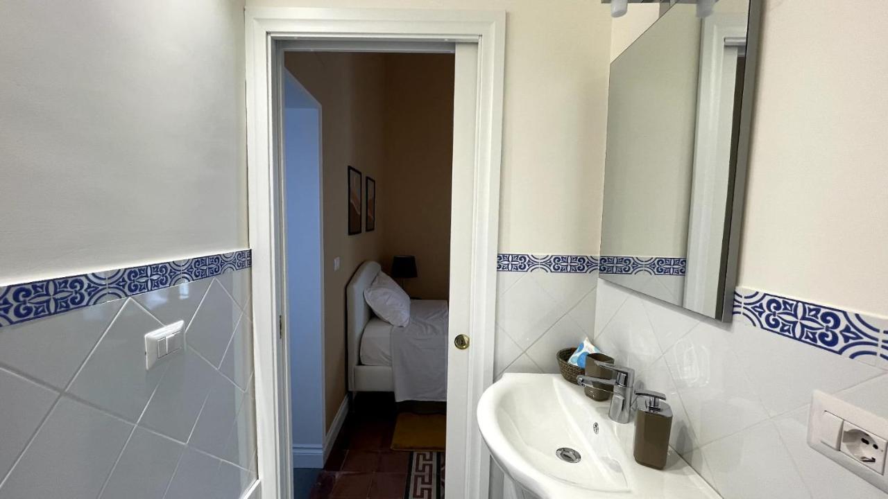 Faraone Apartments Катания Экстерьер фото